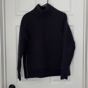 Womens ribbed pullover with turtle neck